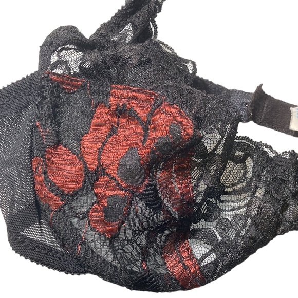 Vintage Victoria’s Secret Lace Bra 36B - Picture 3 of 11